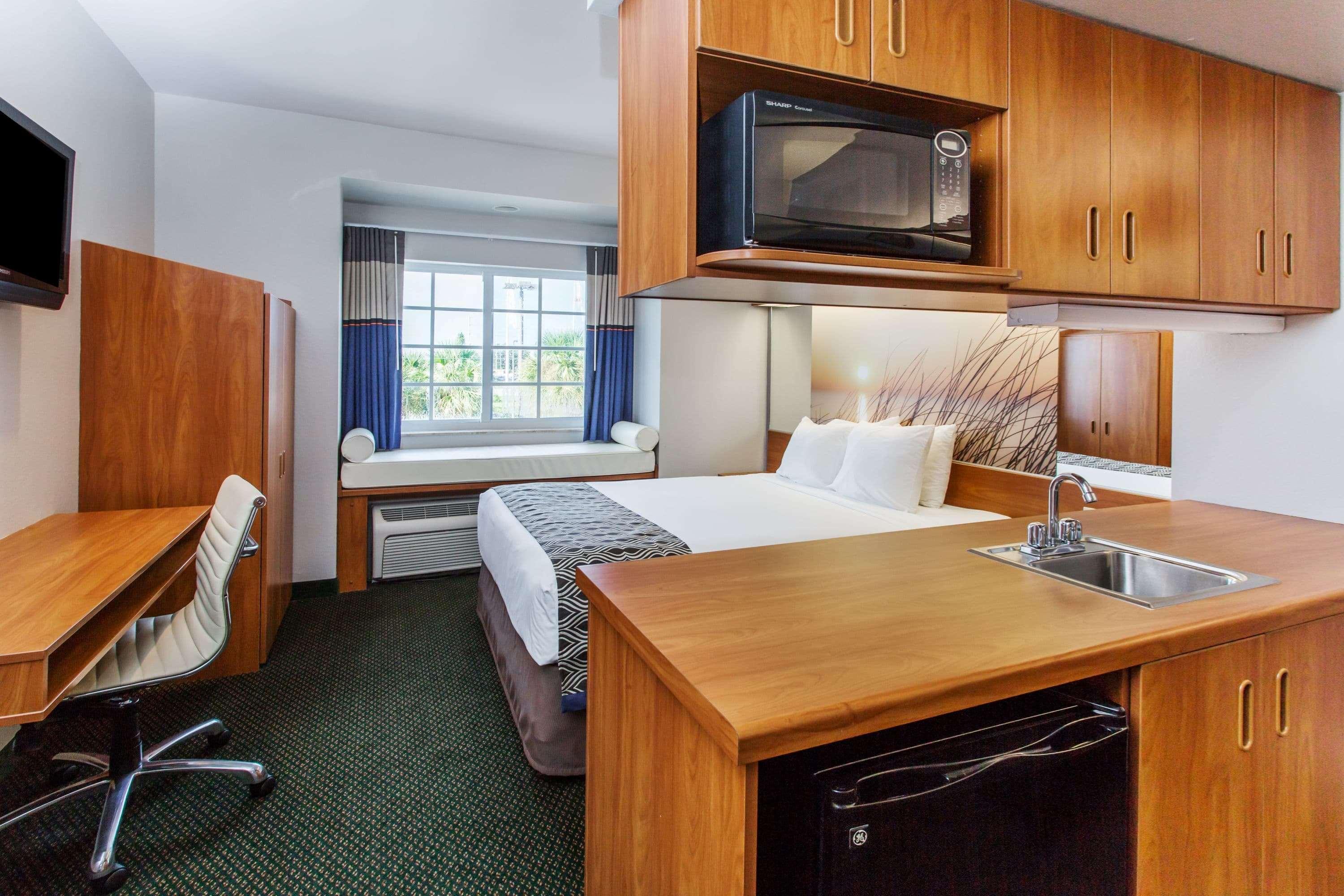 Microtel Inn & Suites By Wyndham Port Charlotte Punta Gorda Exteriér fotografie