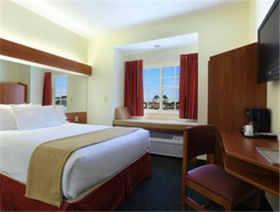 Microtel Inn & Suites By Wyndham Port Charlotte Punta Gorda Pokoj fotografie
